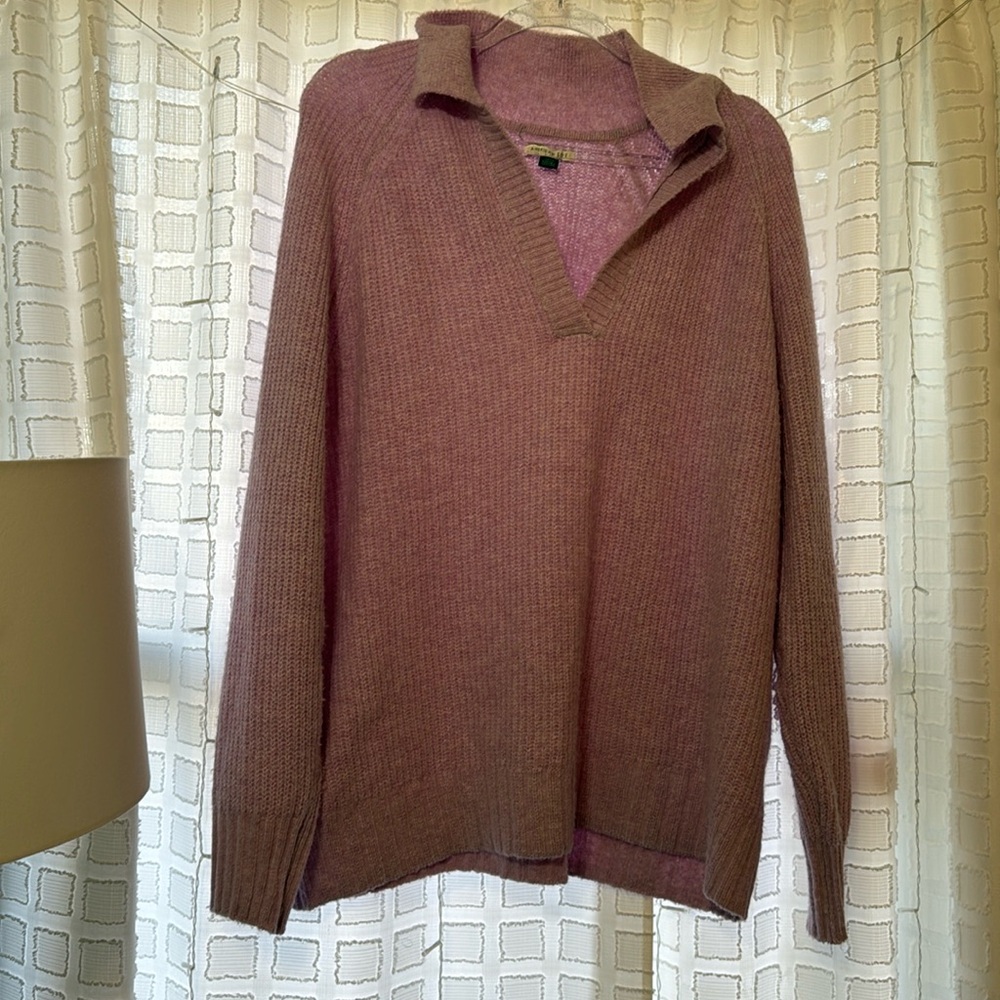 Oversized American Eagle sweater!!